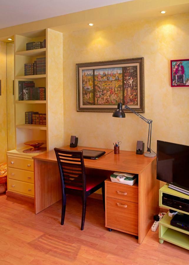 Cozy Apartment At Jardin Manaure มาดริด ภายนอก รูปภาพ